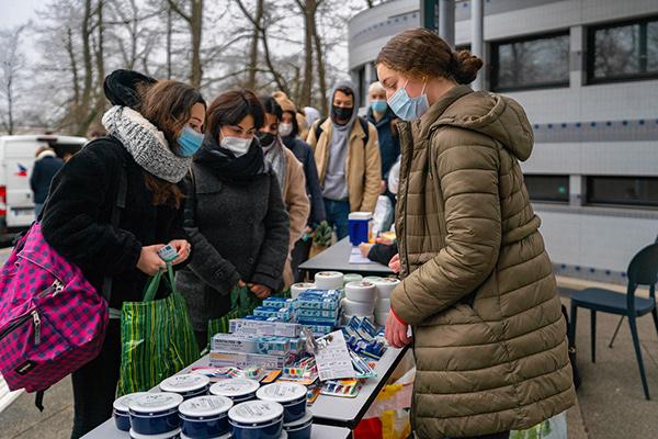 Sur le campus de la fac de sciences de Tours, la solidarité est devenue indispensable.