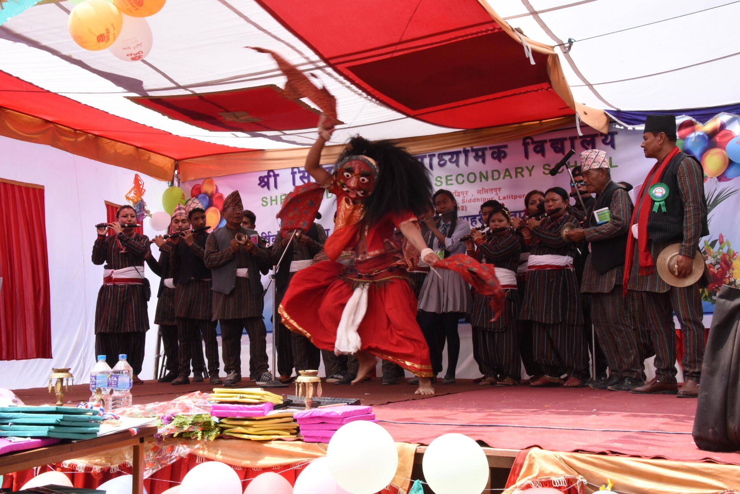 Une grande fête a été organisée pour l'inauguration de l'école, qui accueille désormais plus de 500 élèves de 6 à 15 ans.