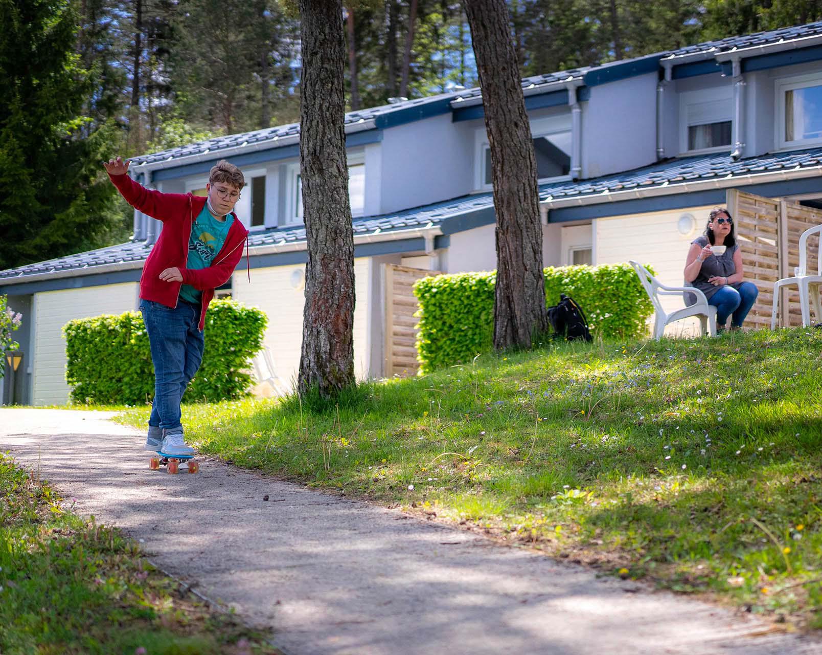 Basket, skate, ping-pong, randonnée, Maël passe une partie du séjour à se dépenser.