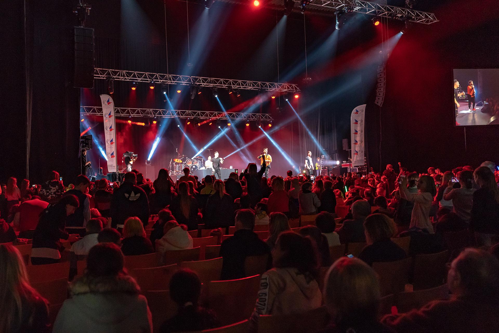 Le spectacle a battu son plein pour la 25e édition du Zénith de la solidarité.