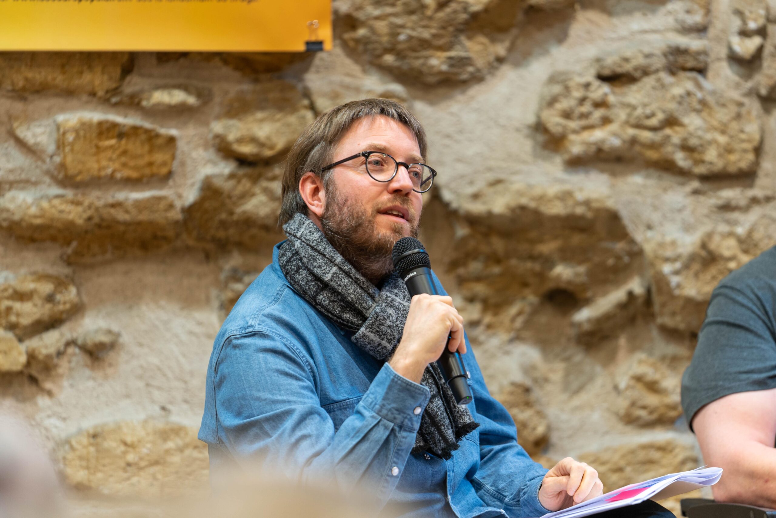 Pour Emmanuel Porte, chargé de recherche à l’Institut national de la jeunesse et de l’éducation populaire, on assiste à un regain d'intérêt pour l'éducation populaire.