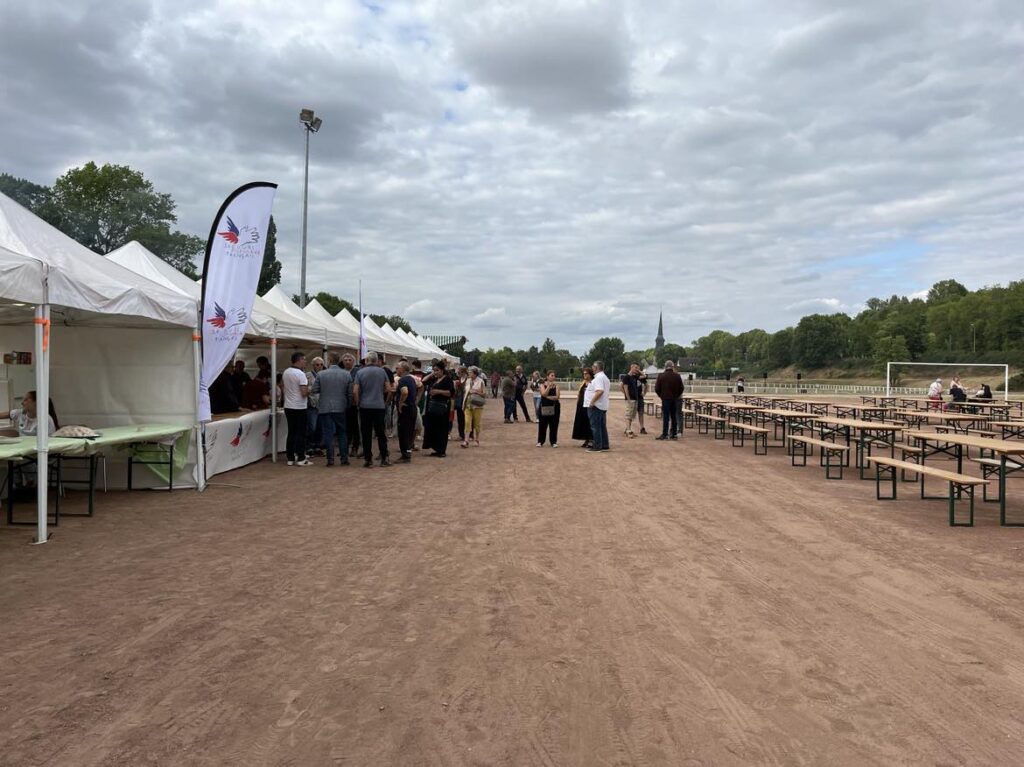 Stade, stand, personnes