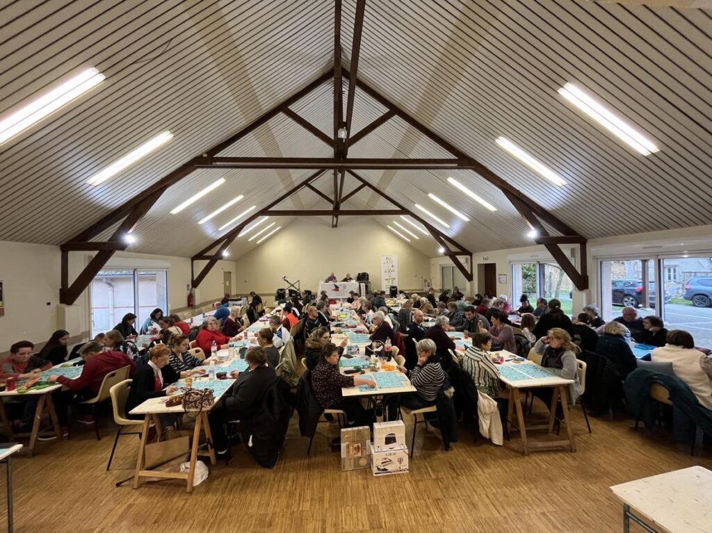 salle des fetes, loto, personnes, jeux