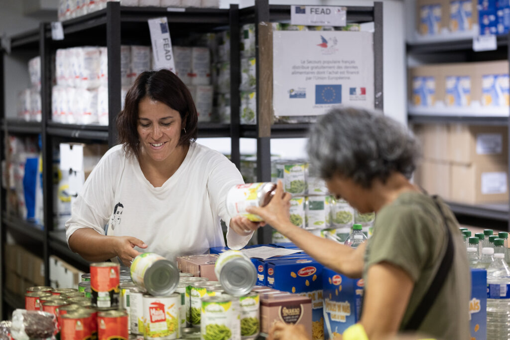 Distribution alimentaire Orsay 2024 © Béatrice Usseglio/SPF91